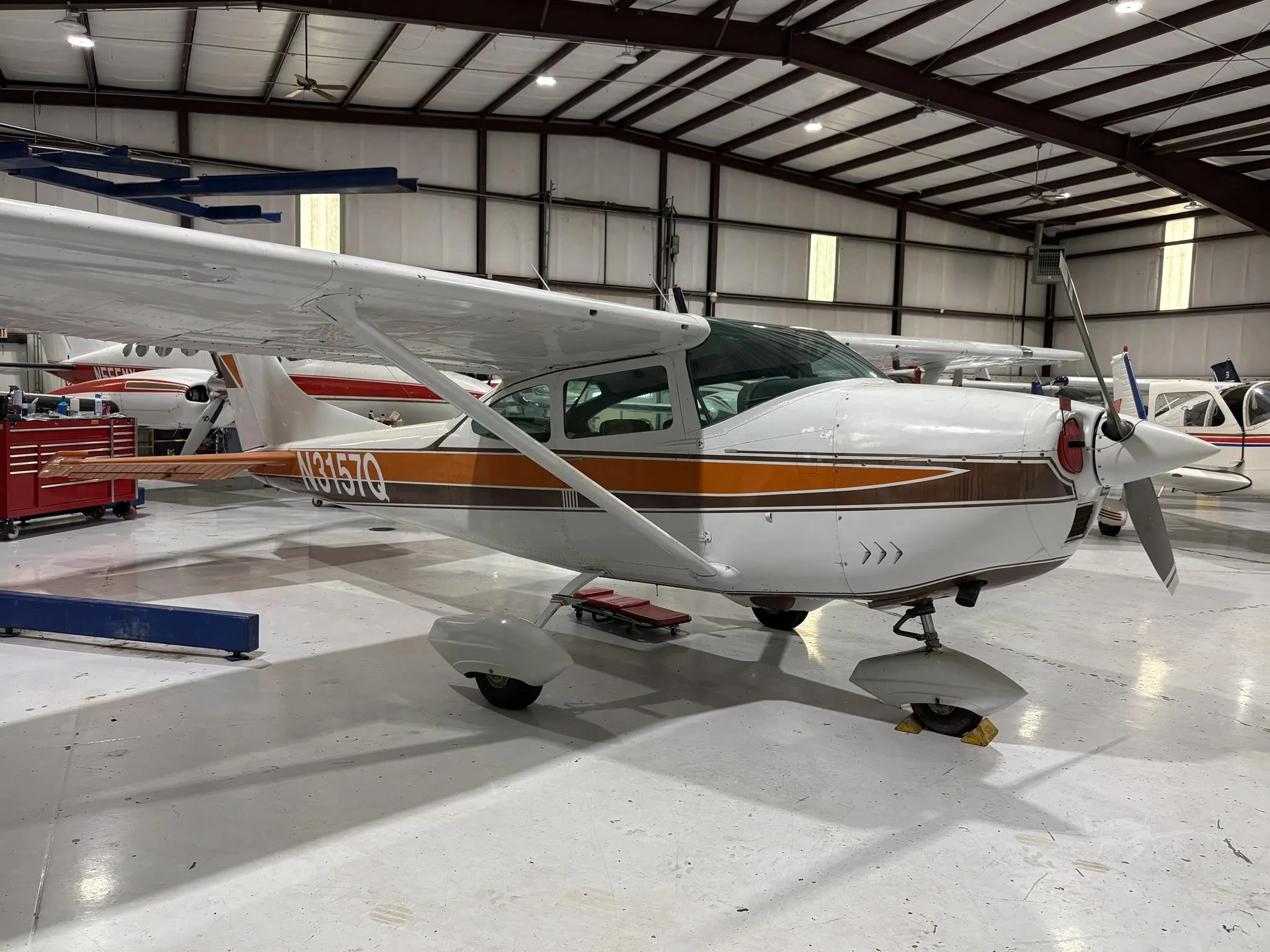 Exterior view of a 1967 CESSNA 182 SKYLANE, N3157Q.