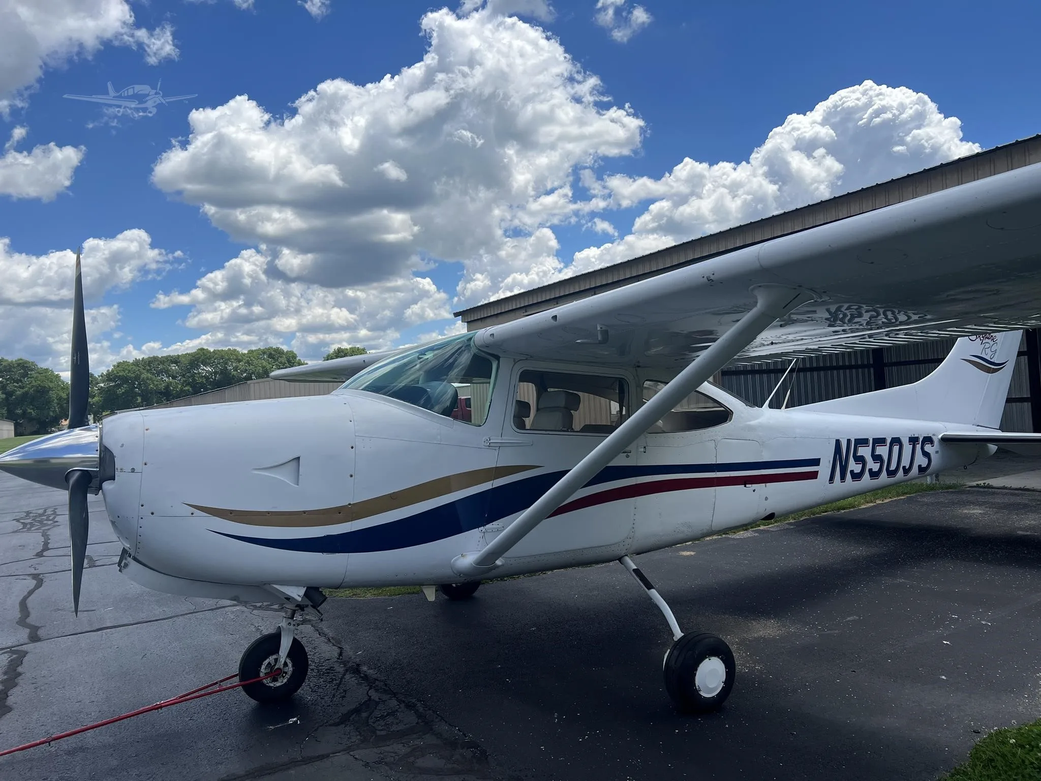 Exterior view of a 1978 CESSNA R182RG SKYLANE, N550JS.