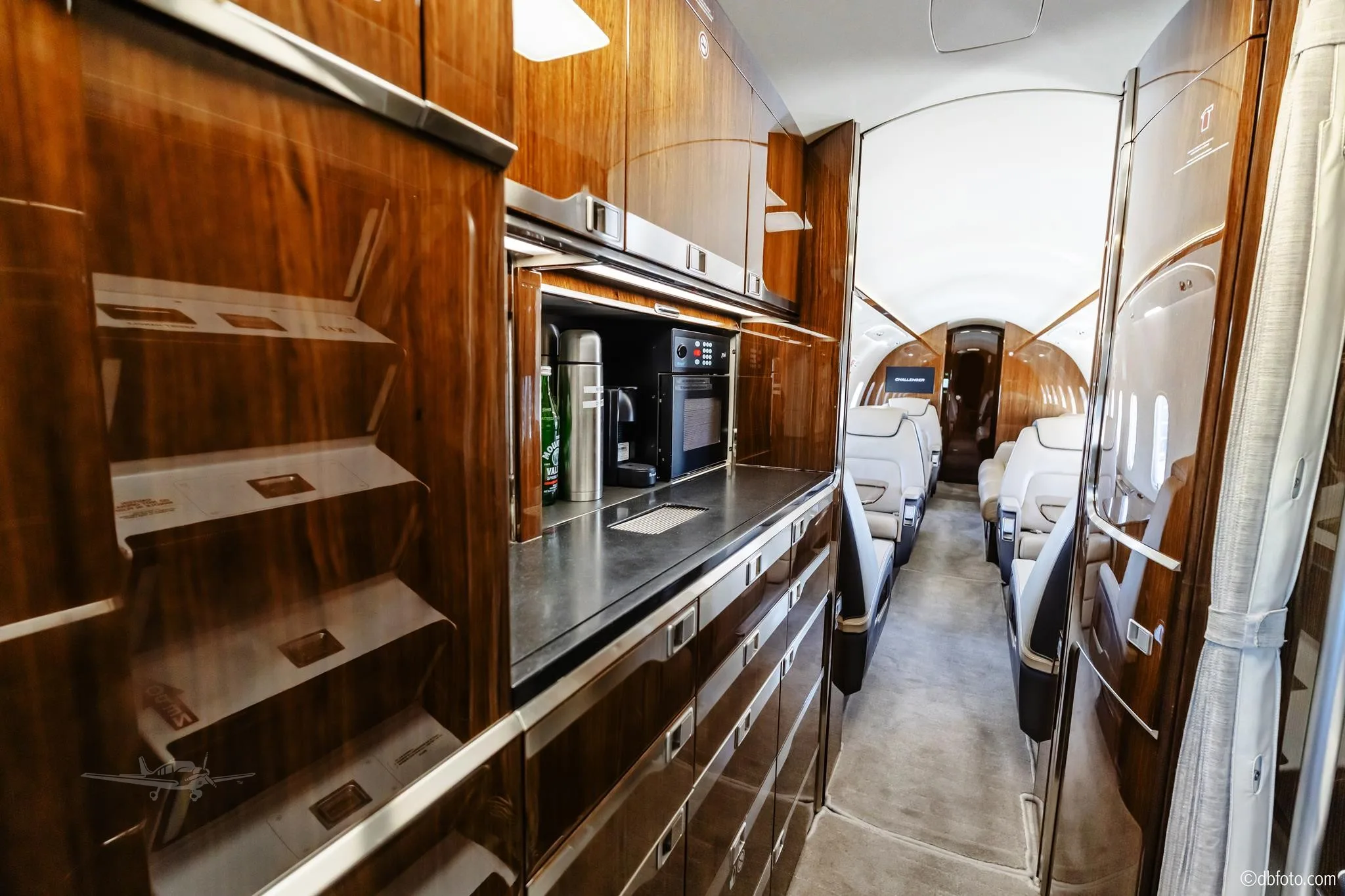 Cabin interior of a 2016 BOMBARDIER CHALLENGER 350.