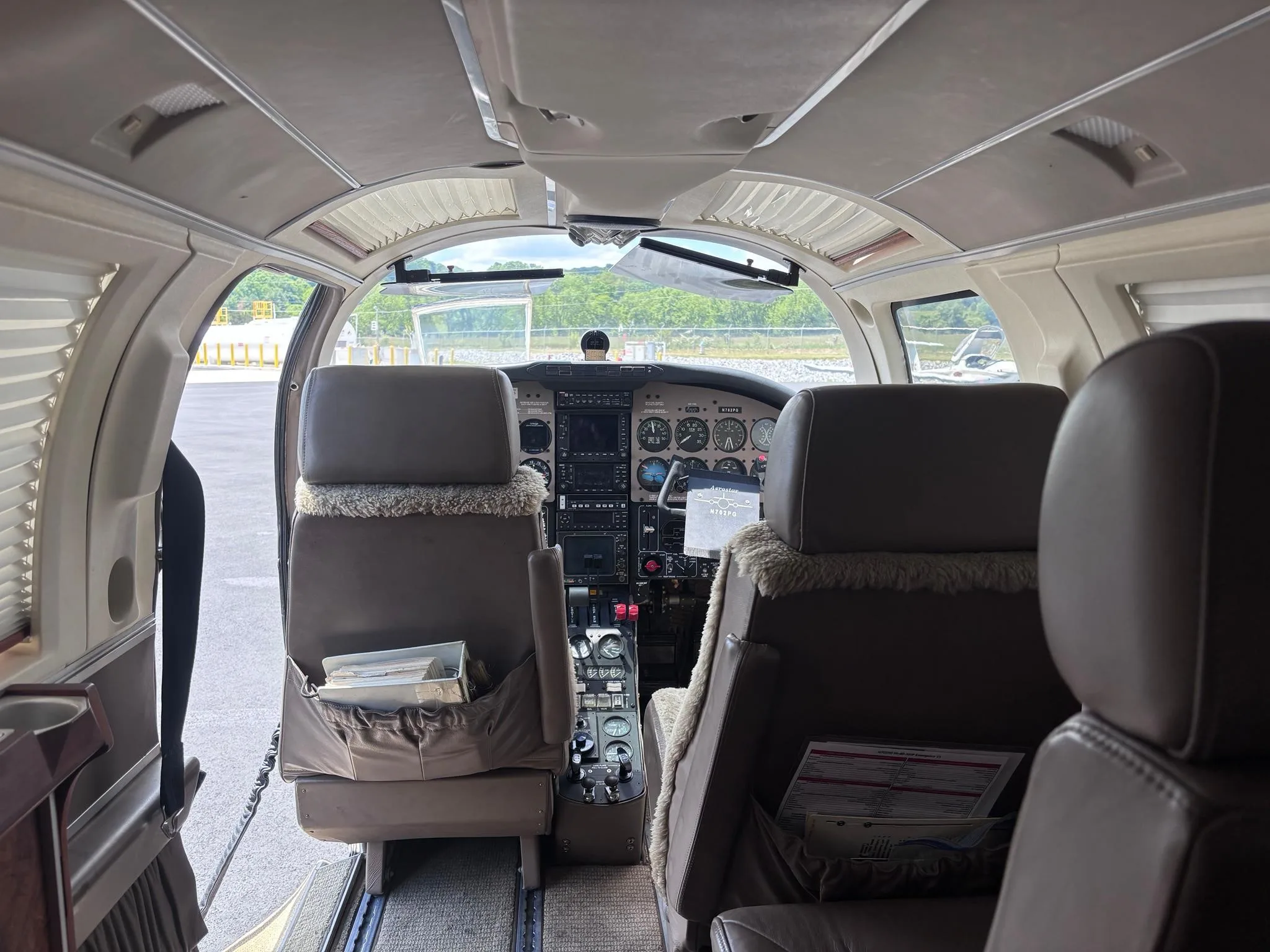 Cabin interior of a 1984 AEROSTAR 700P.