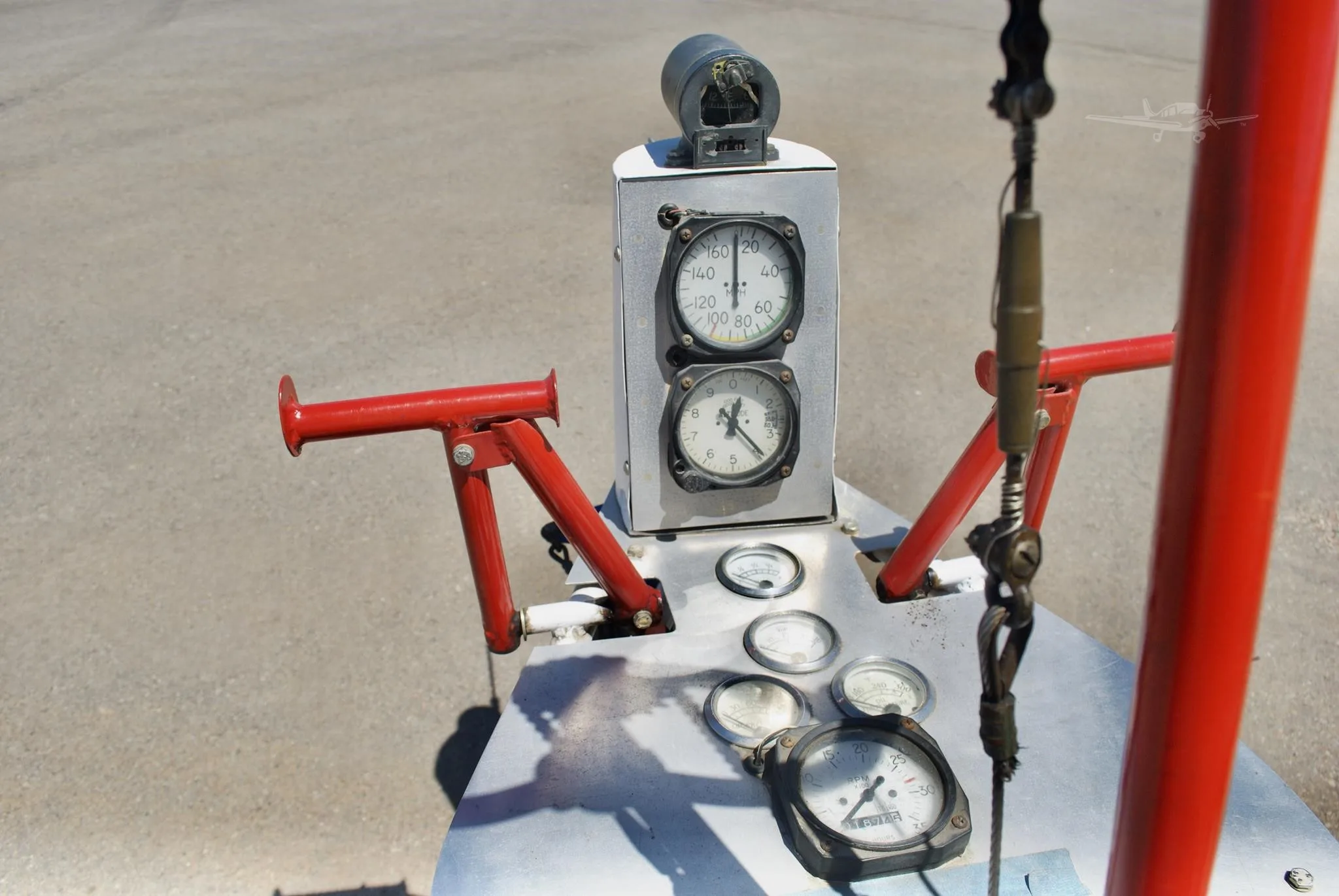 Cockpit and instrument panel of a 1975 RLU AVIATION RLU-1 BREEZY.