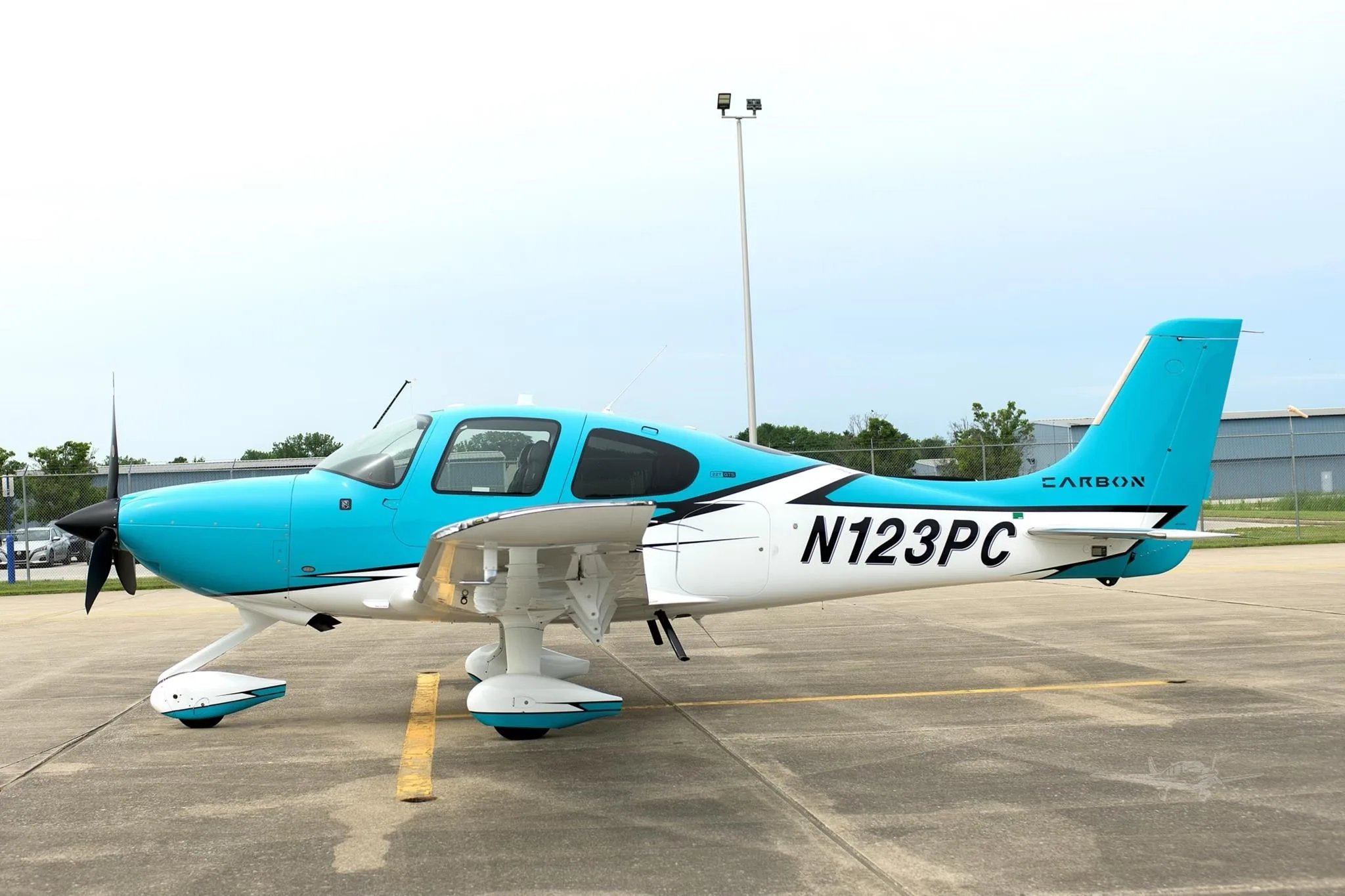 Exterior view of a 2020 CIRRUS SR22-G6 TURBO, N123PC.