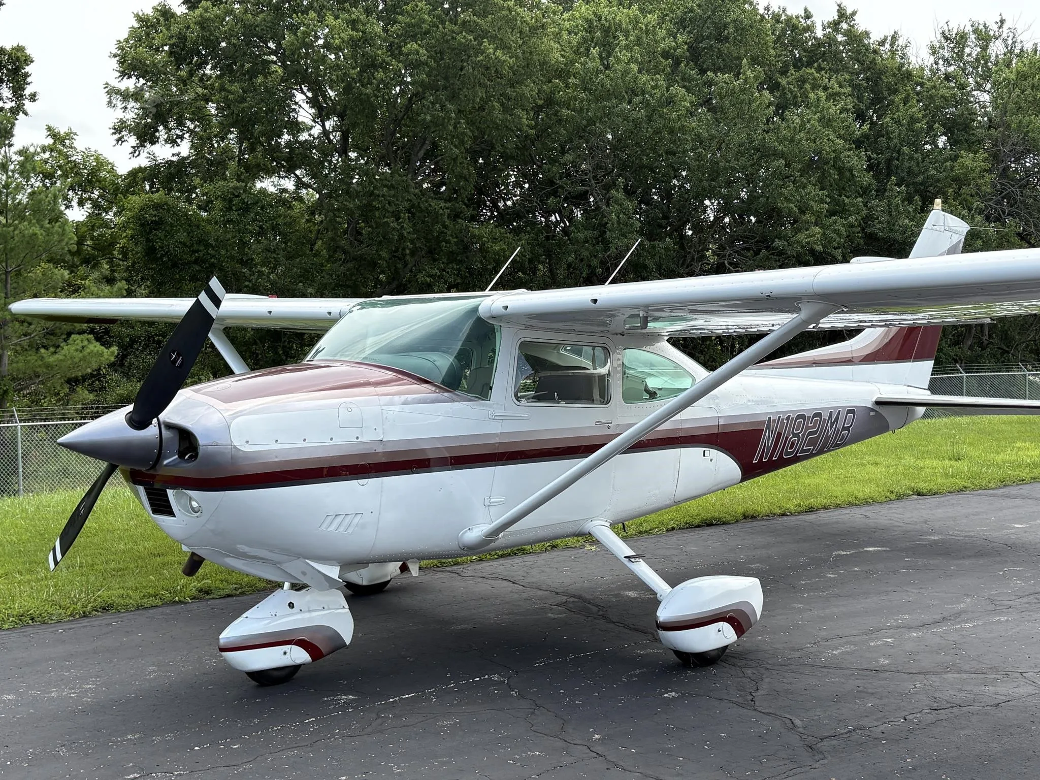1976 CESSNA 182P SKYLANE