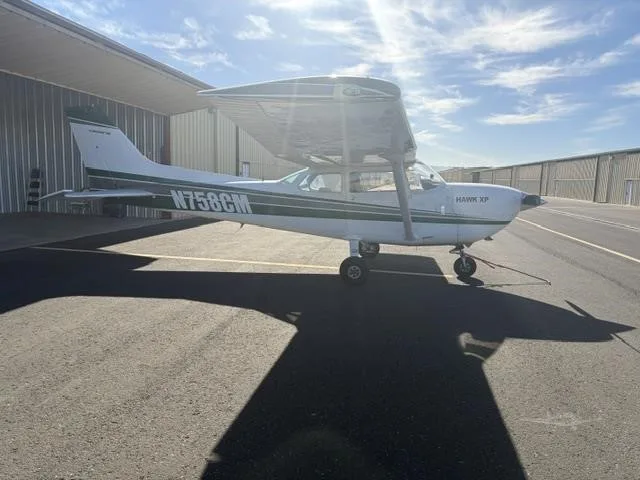 Exterior view of a 1978 CESSNA R172K II, N758CM.