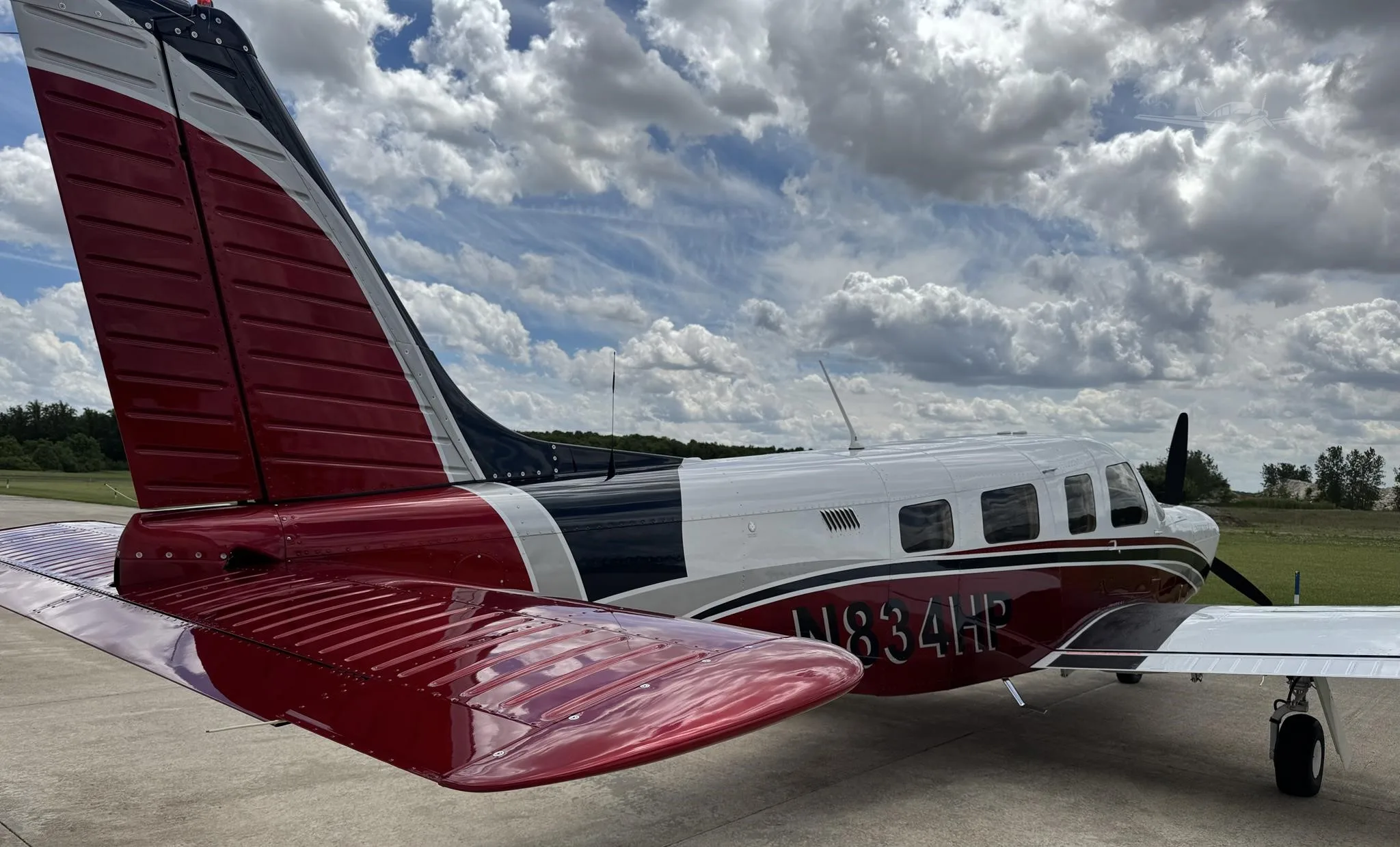 Exterior view of a 2006 PIPER SARATOGA II TC, N834HP.