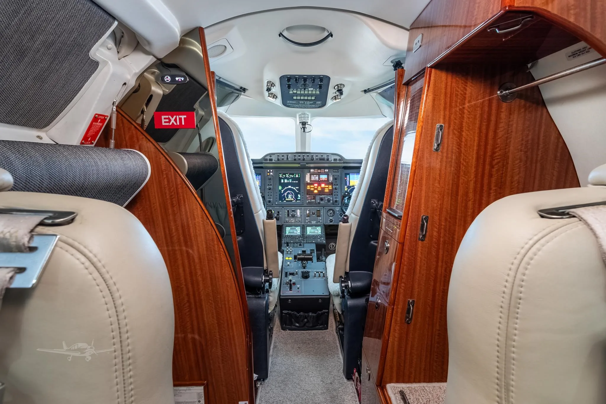 Cabin interior of a 2007 BEECHCRAFT PREMIER IA.