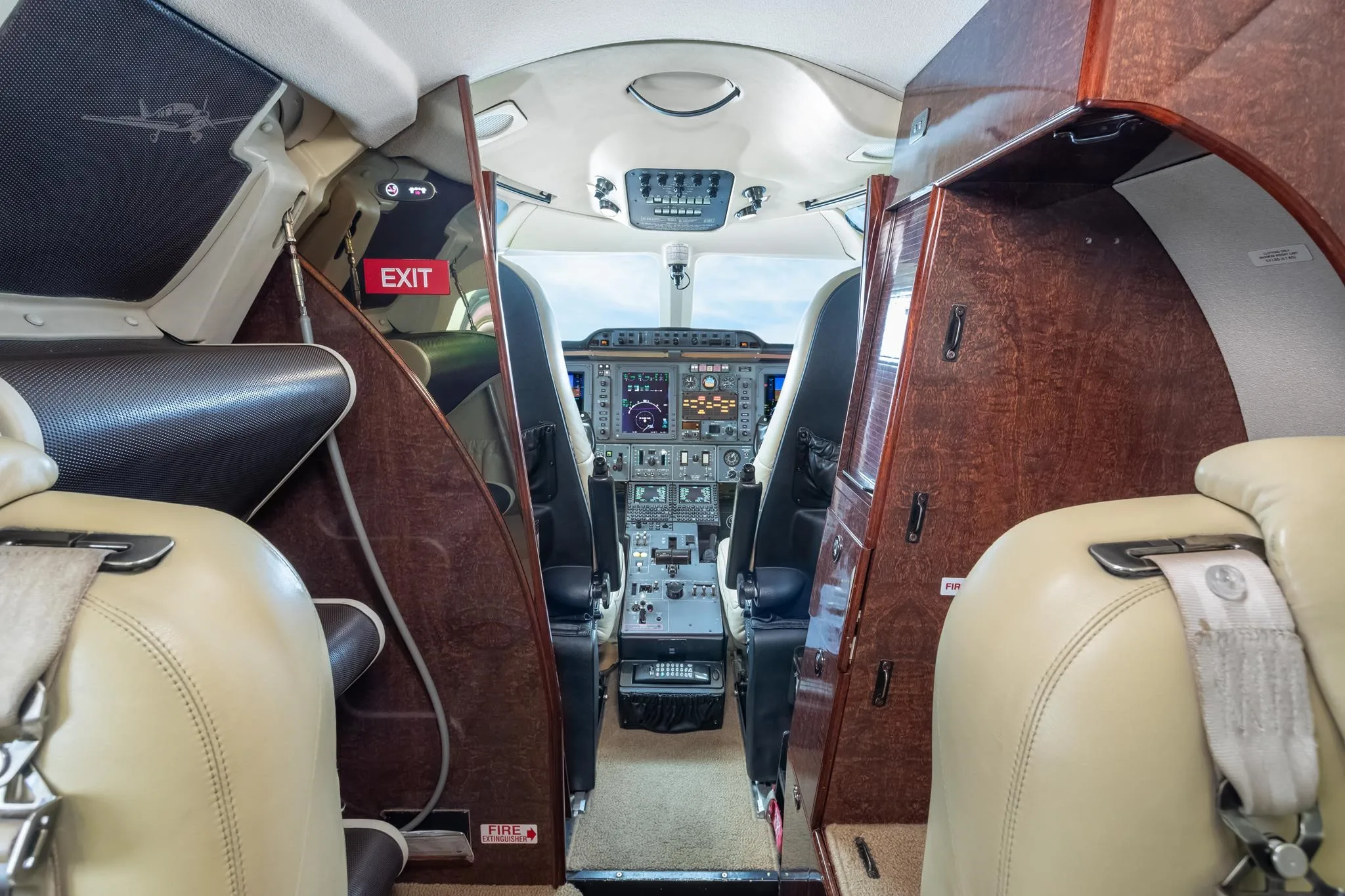 Cabin interior of a 2011 BEECHCRAFT PREMIER IA.