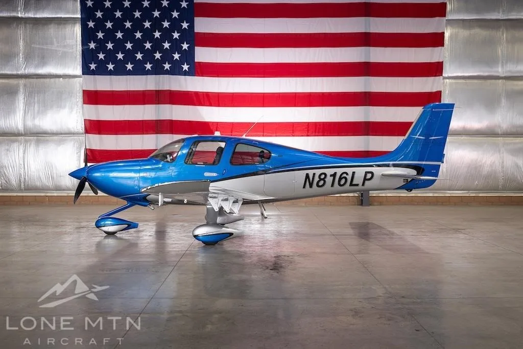 Exterior view of a 2024 CIRRUS SR22-G7, N816PP.