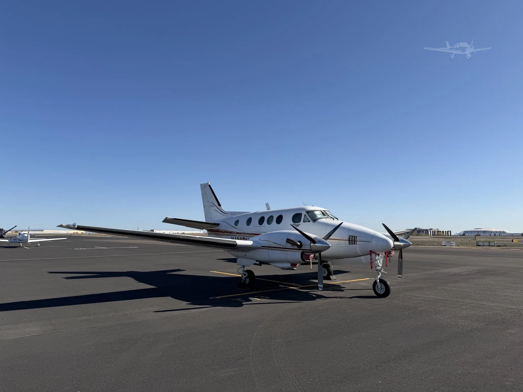 Exterior view of a 1979 BEECHCRAFT KING AIR C90, N400RV.