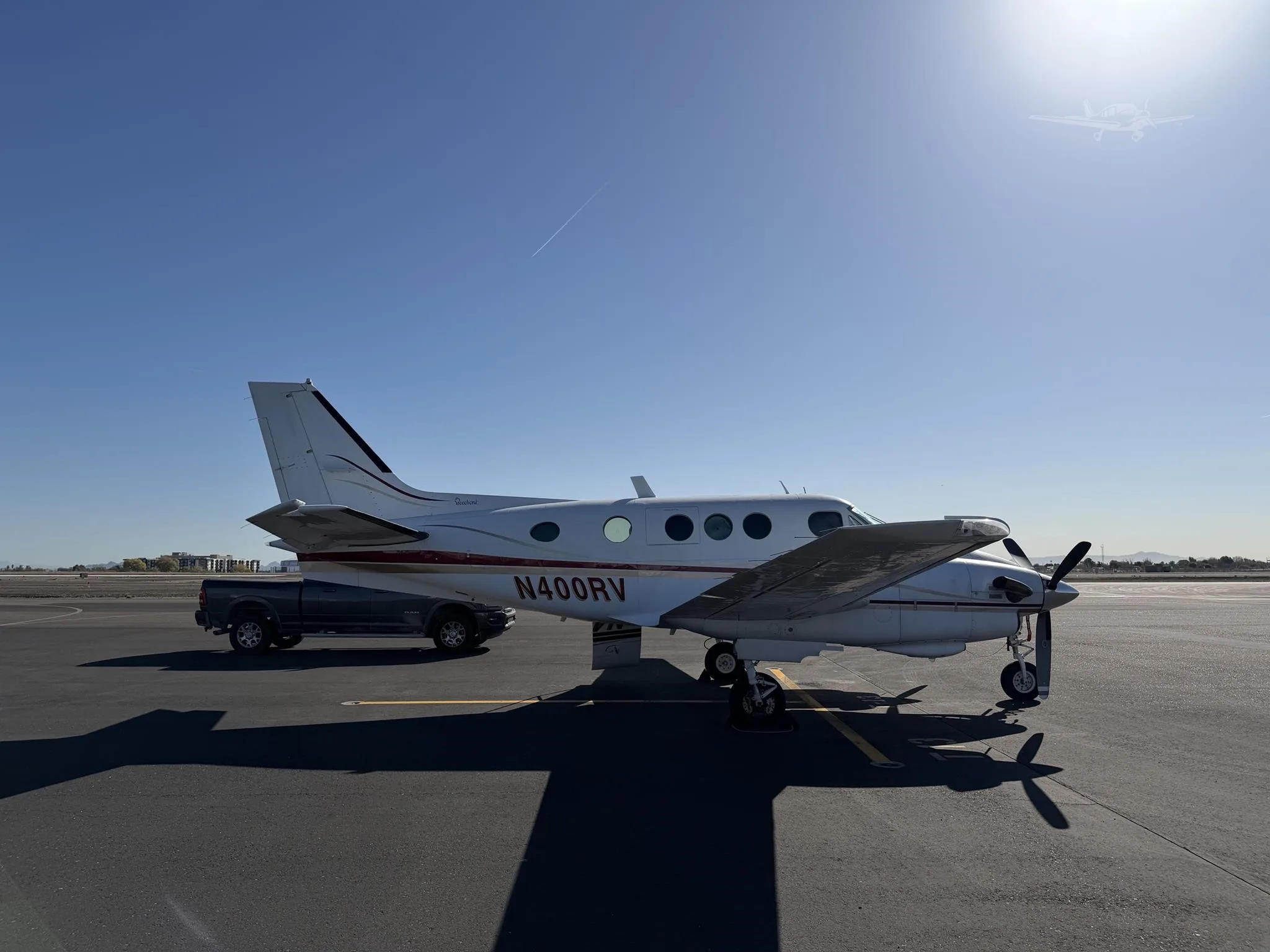 Exterior view of a 1979 BEECHCRAFT KING AIR C90, N400RV.