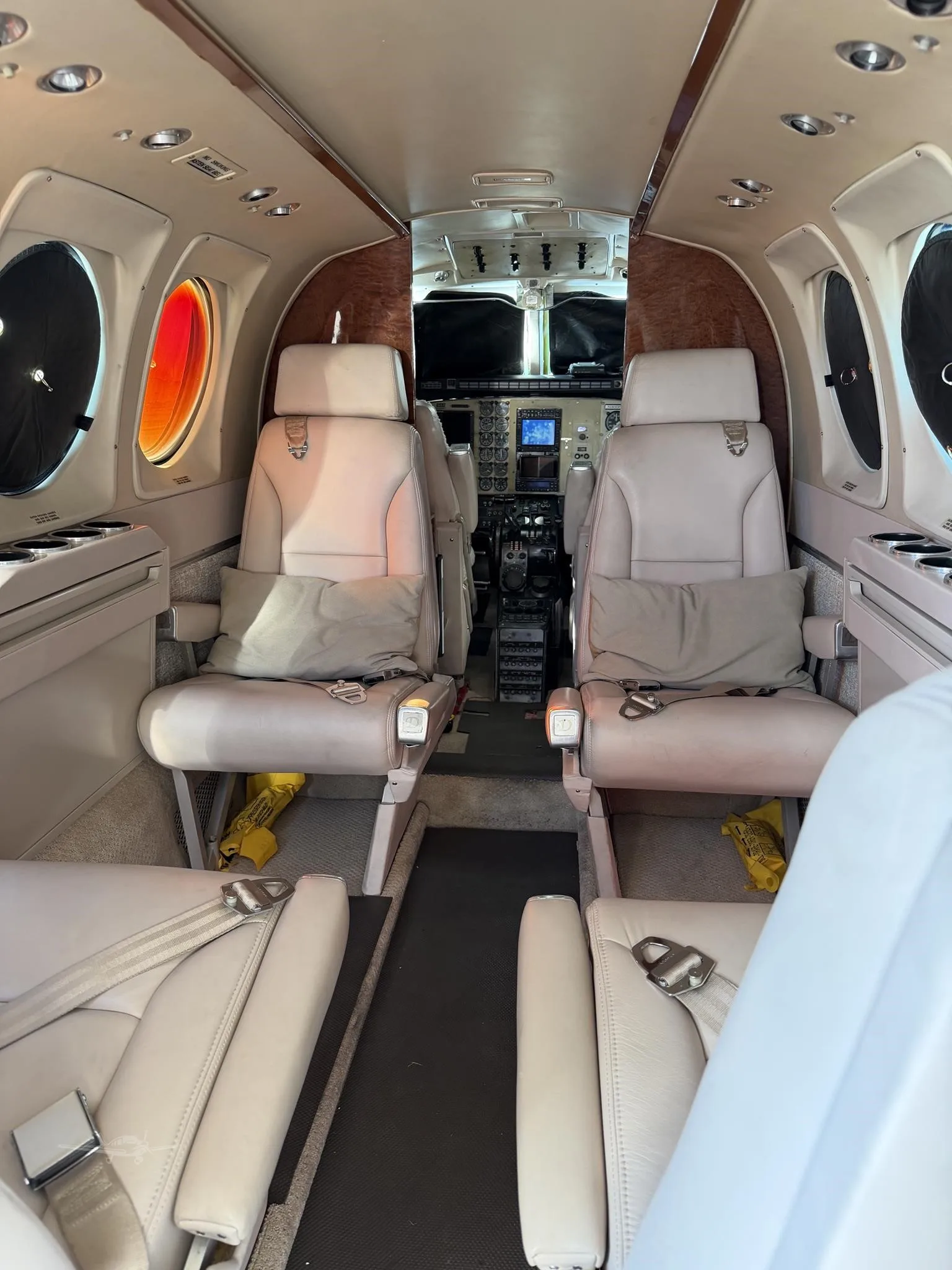 Cabin interior of a 1979 BEECHCRAFT KING AIR C90.