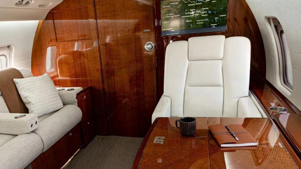 2004 Bombardier Challenger 604