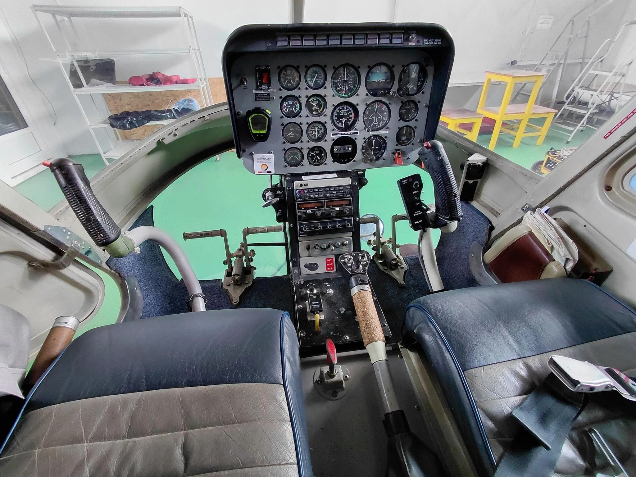 Cockpit and instrument panel of a 1981 BELL 206B III.