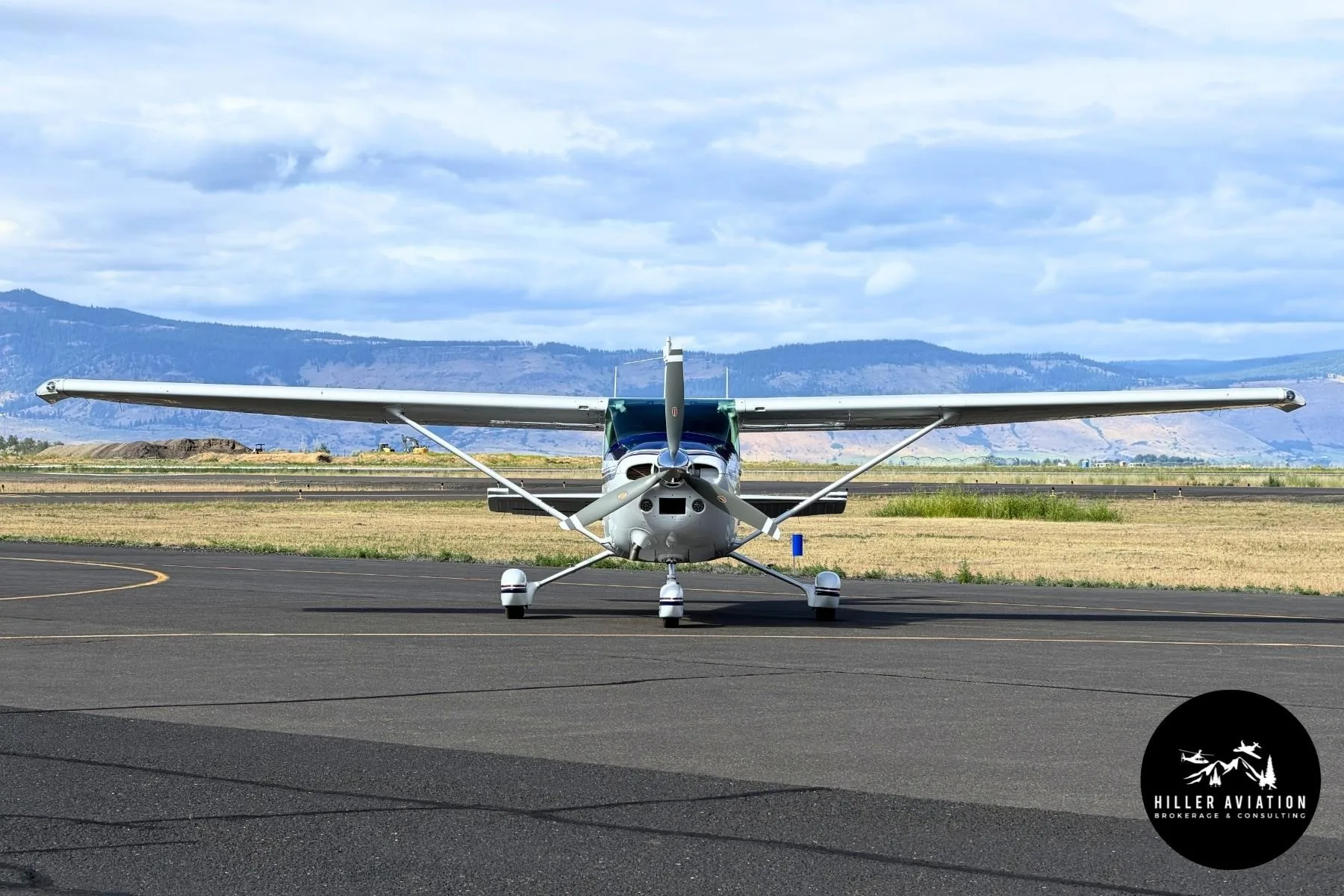Exterior view of a 1985 CESSNA 182R SKYLANE, N985GW.