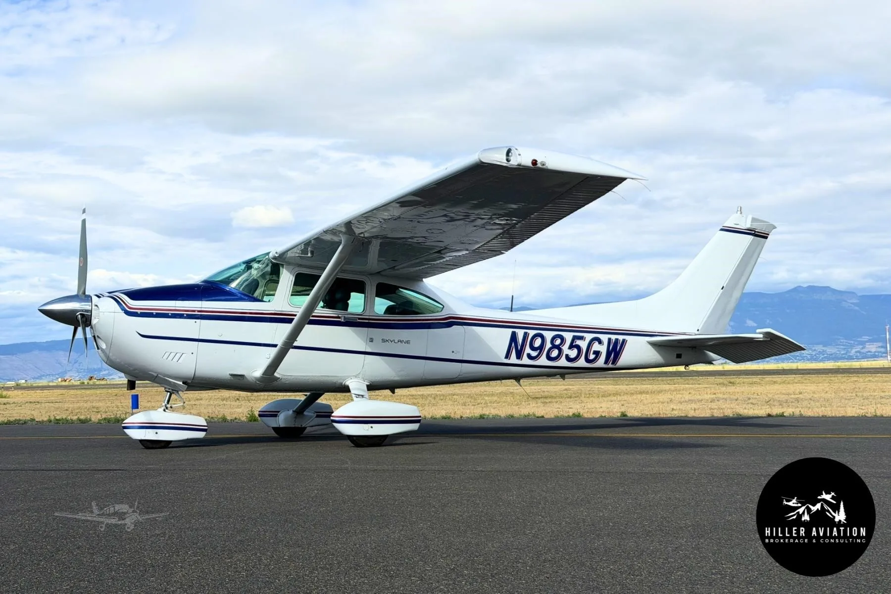 Exterior view of a 1985 CESSNA 182R SKYLANE, N985GW.