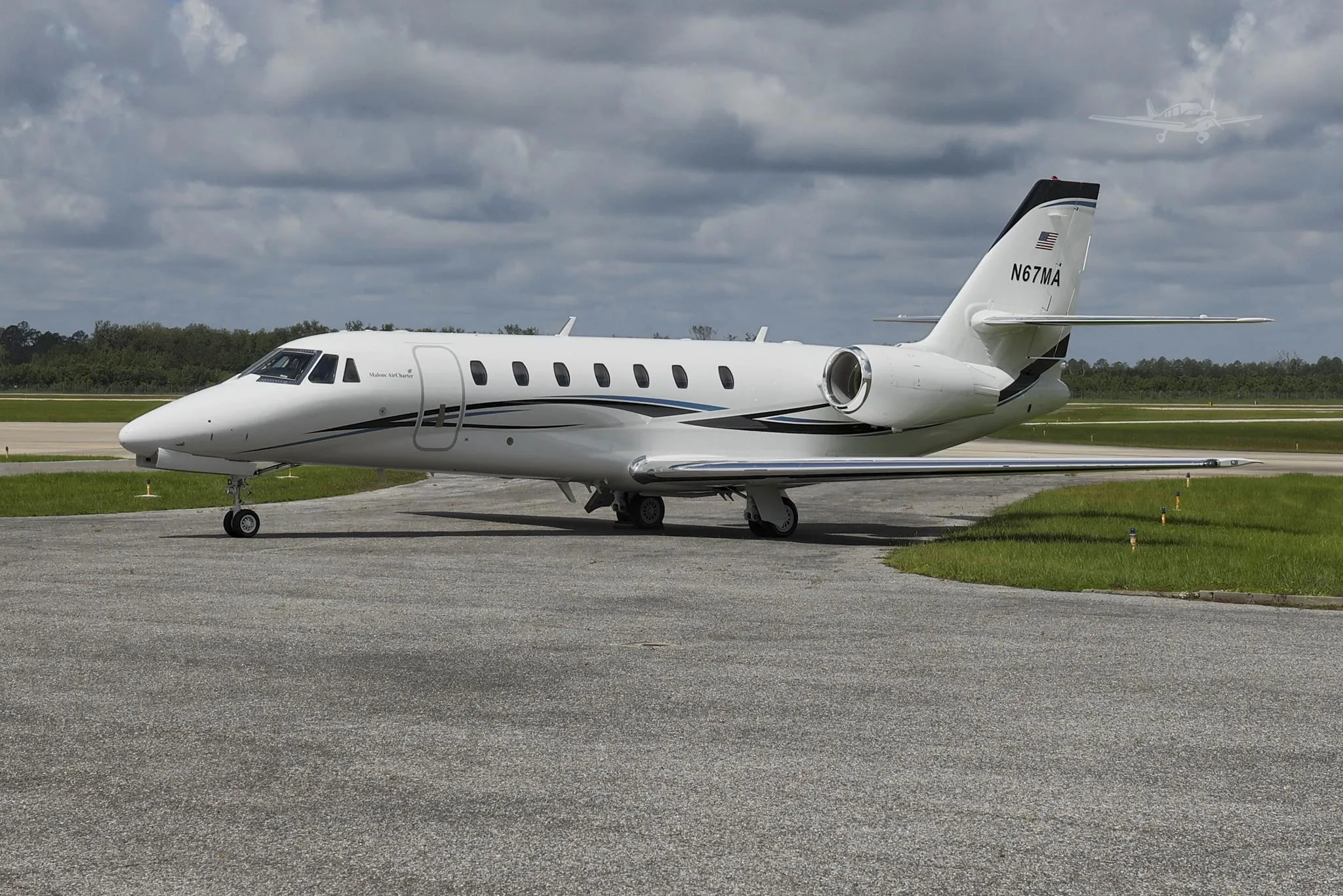Exterior view of a 2007 CESSNA CITATION SOVEREIGN, N67MA.
