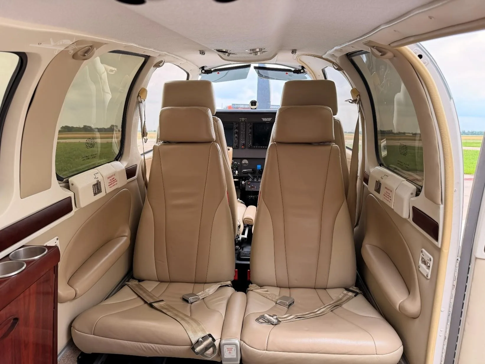 Cabin interior of a 2009 BEECHCRAFT G36 BONANZA.