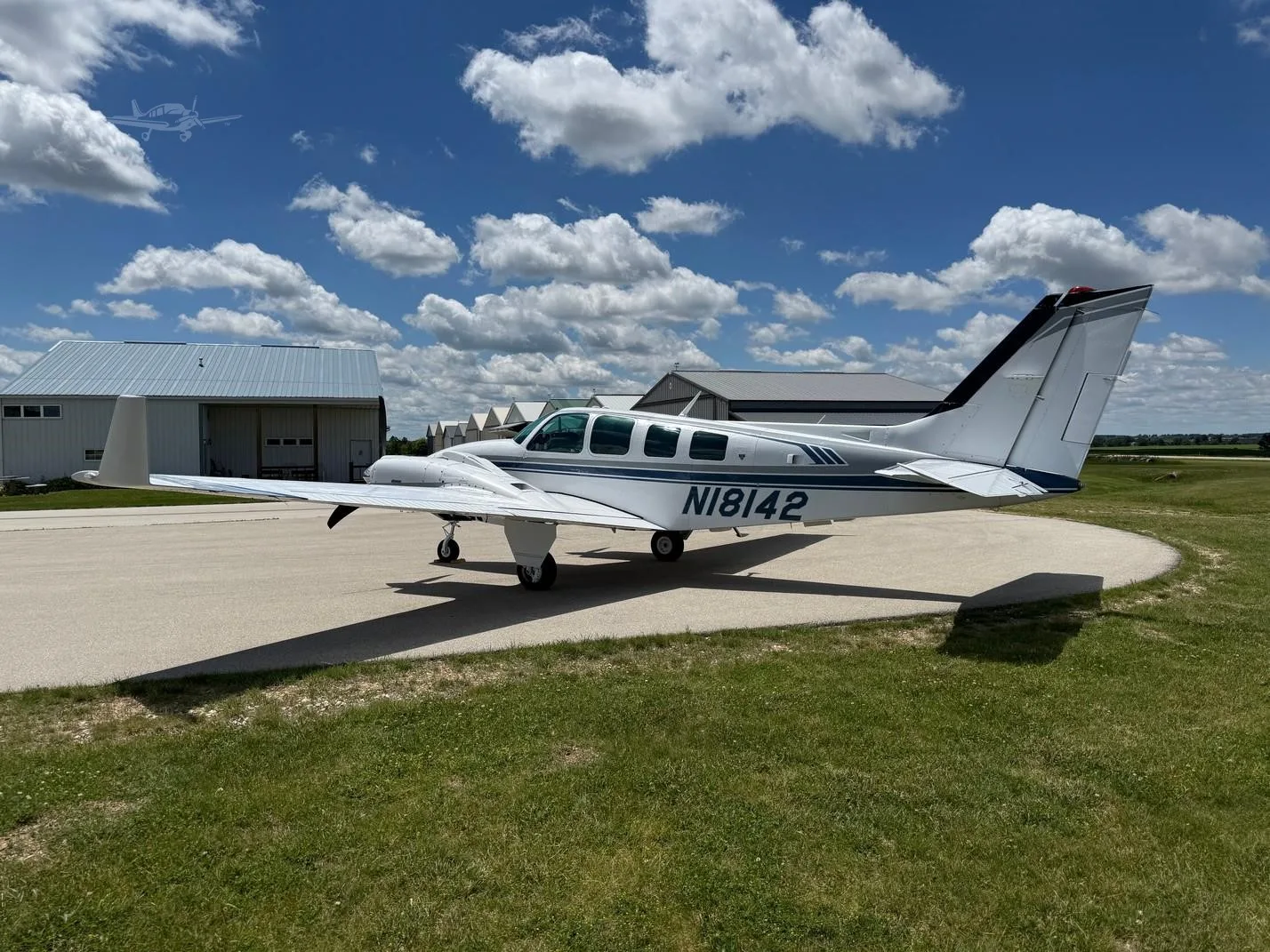 Exterior view of a 1981 BEECHCRAFT 58 BARON, N18142.