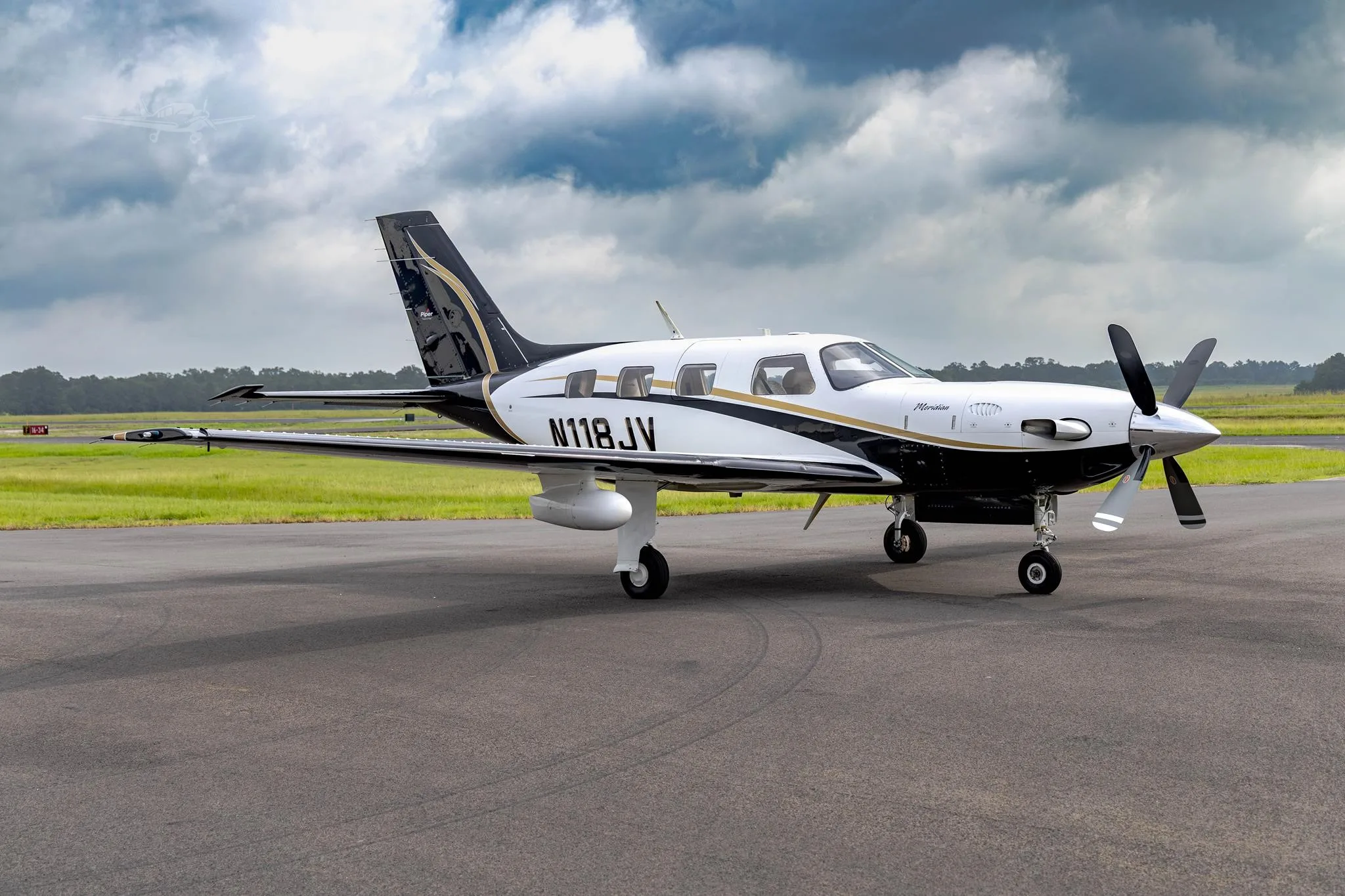 Exterior view of a 2006 PIPER MERIDIAN, N118JV.