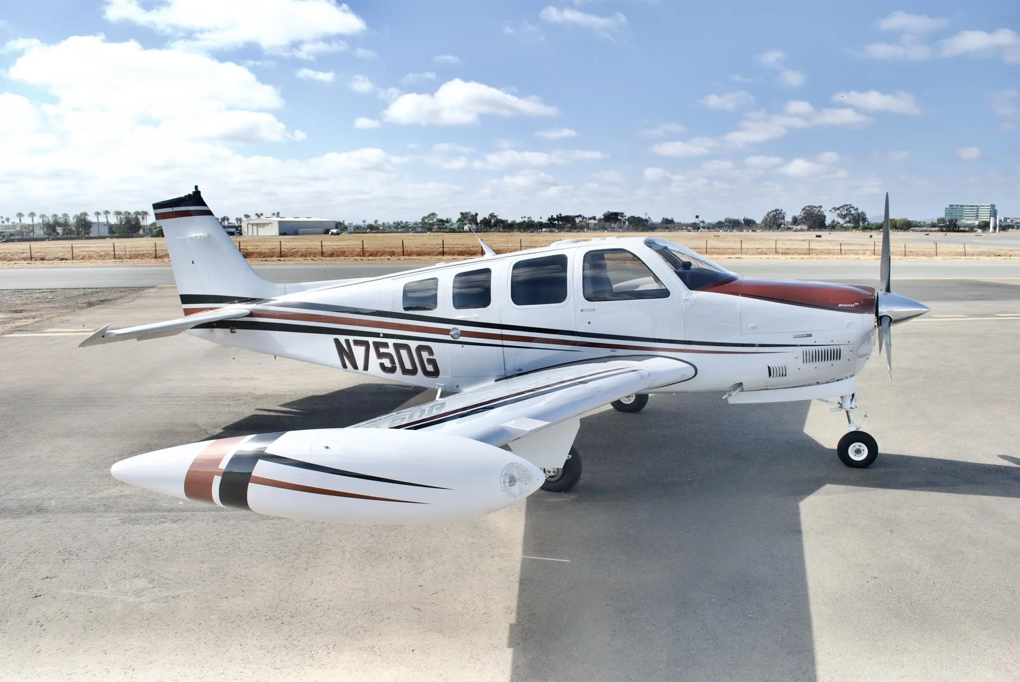 Exterior view of a 2008 BEECHCRAFT G36 BONANZA, N75DG.
