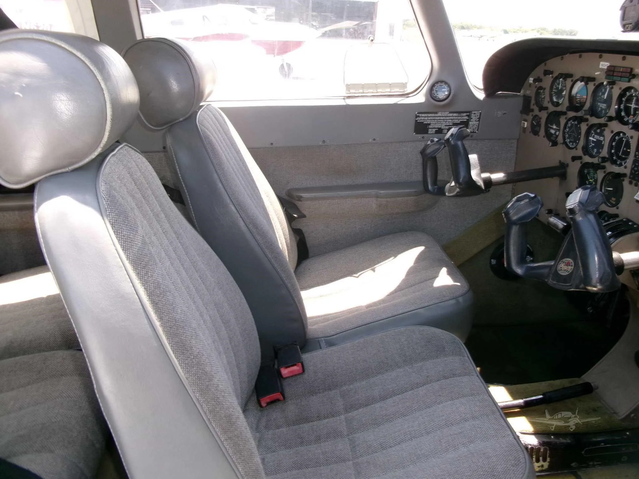 1998 Piper Archer III