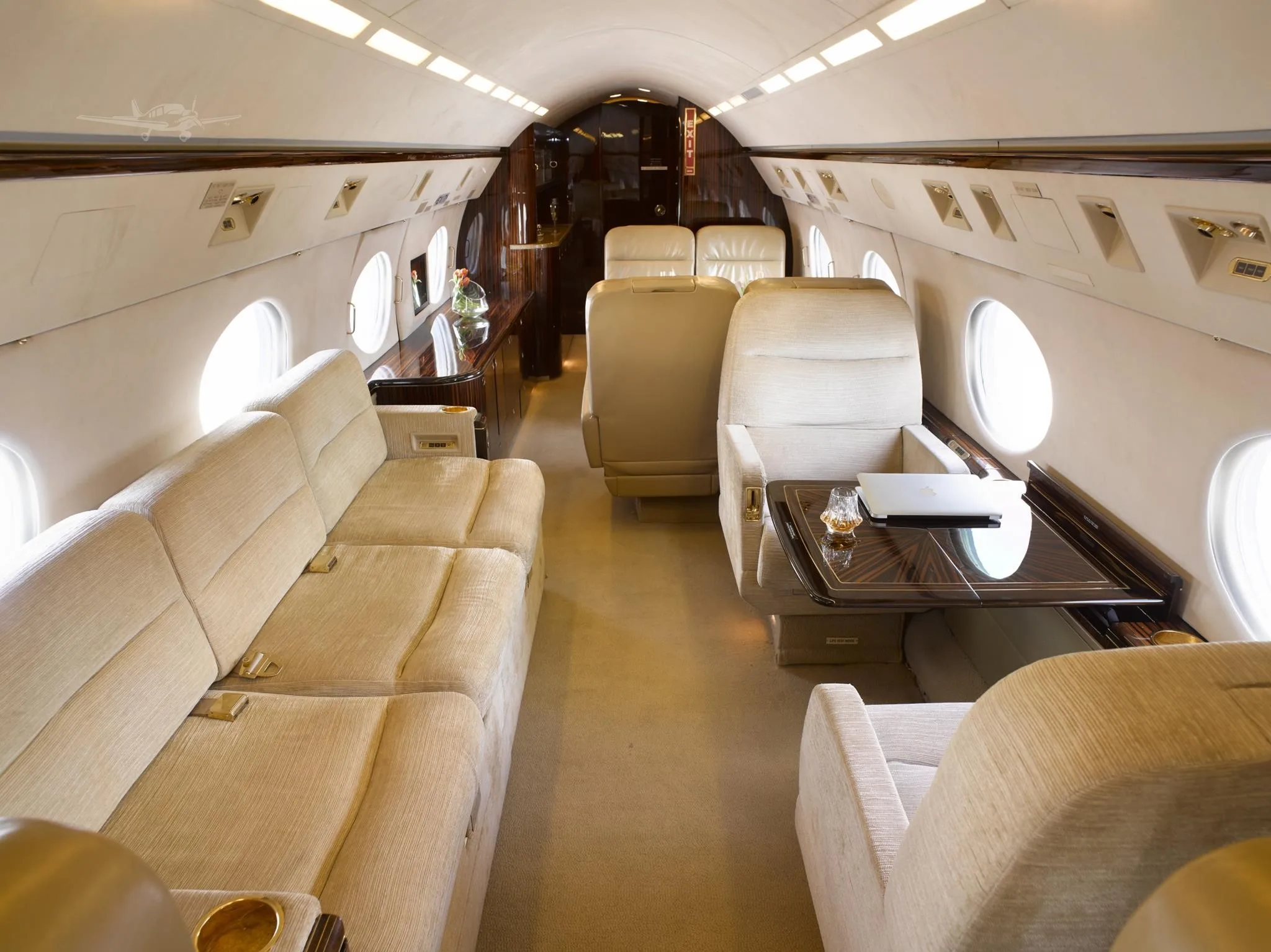 Cabin interior of a 1997 GULFSTREAM GIVSP.