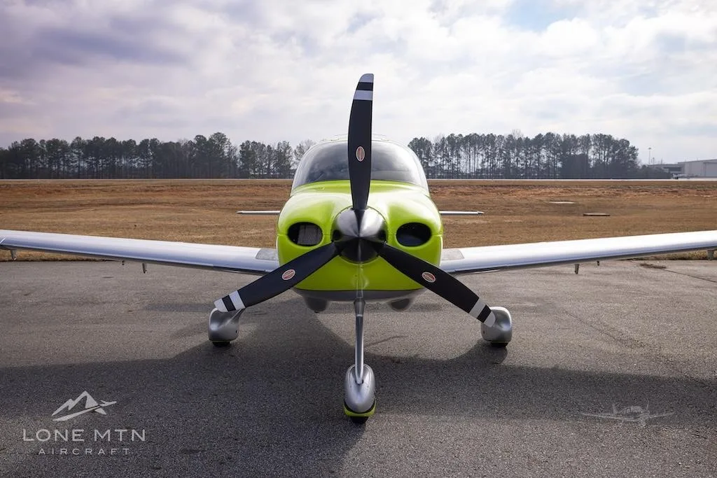 Exterior view of a 2025 CIRRUS SR20-G7+, N972BC.
