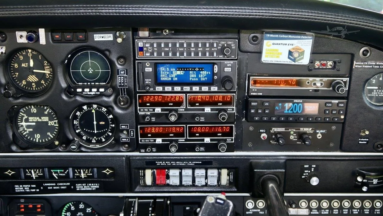 1975 Piper Archer