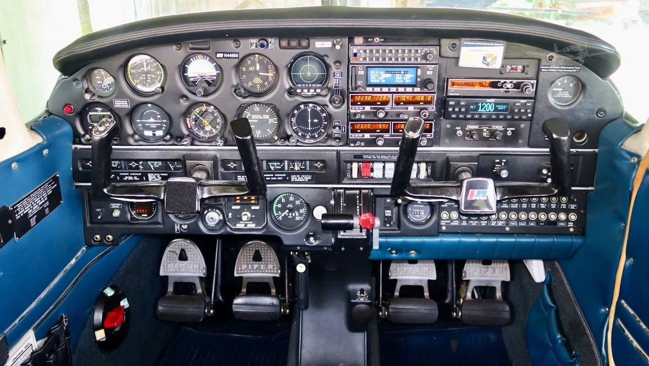 1975 Piper Archer