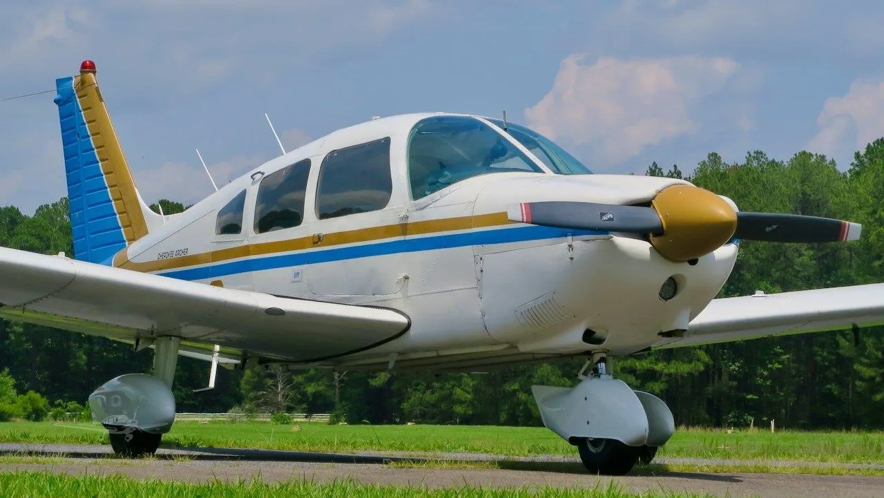 1975 PIPER ARCHER