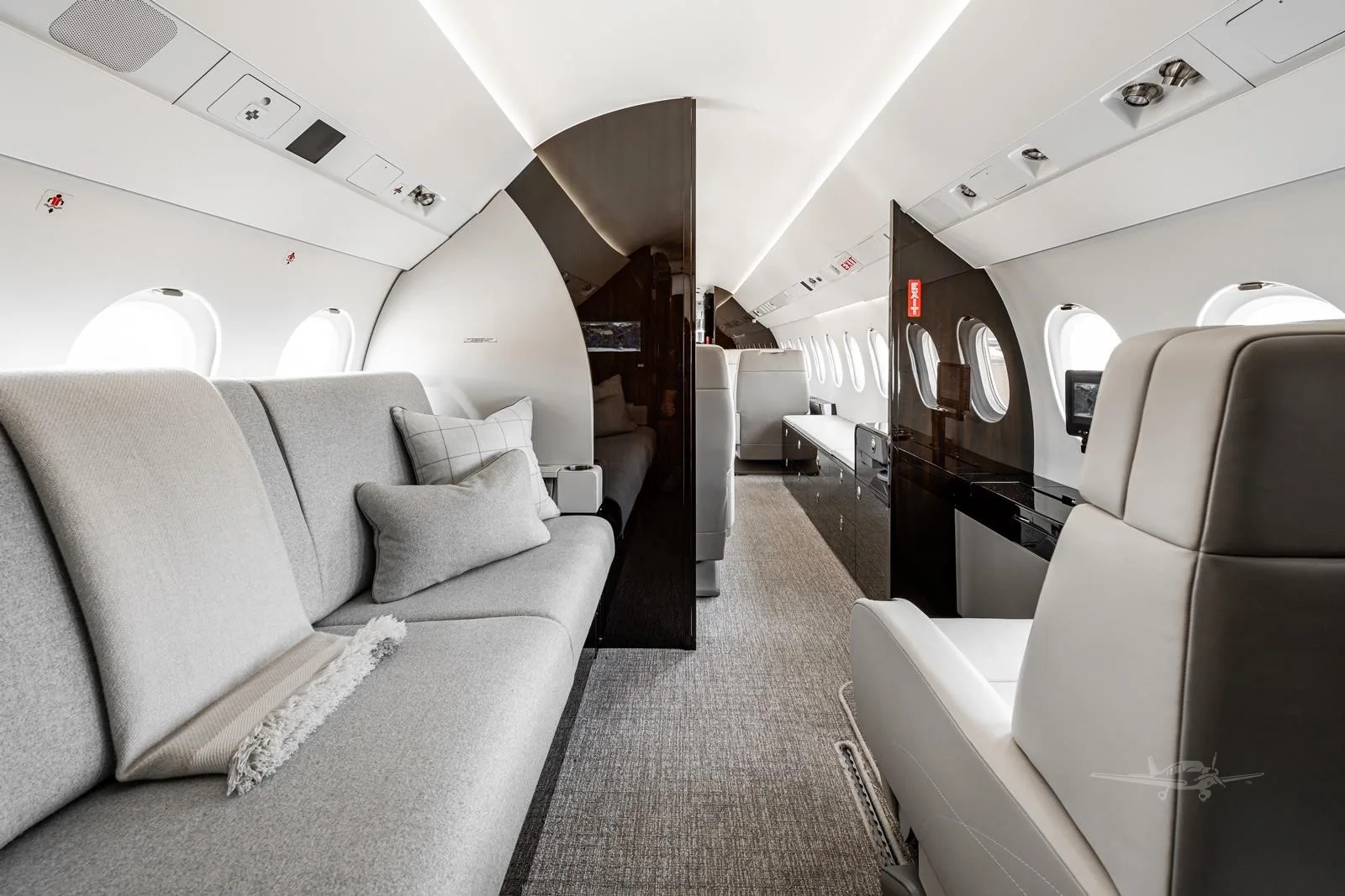 2010 Dassault Falcon 900DX