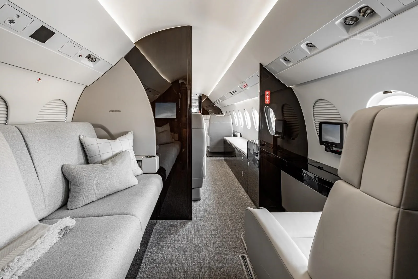 2010 Dassault Falcon 900DX