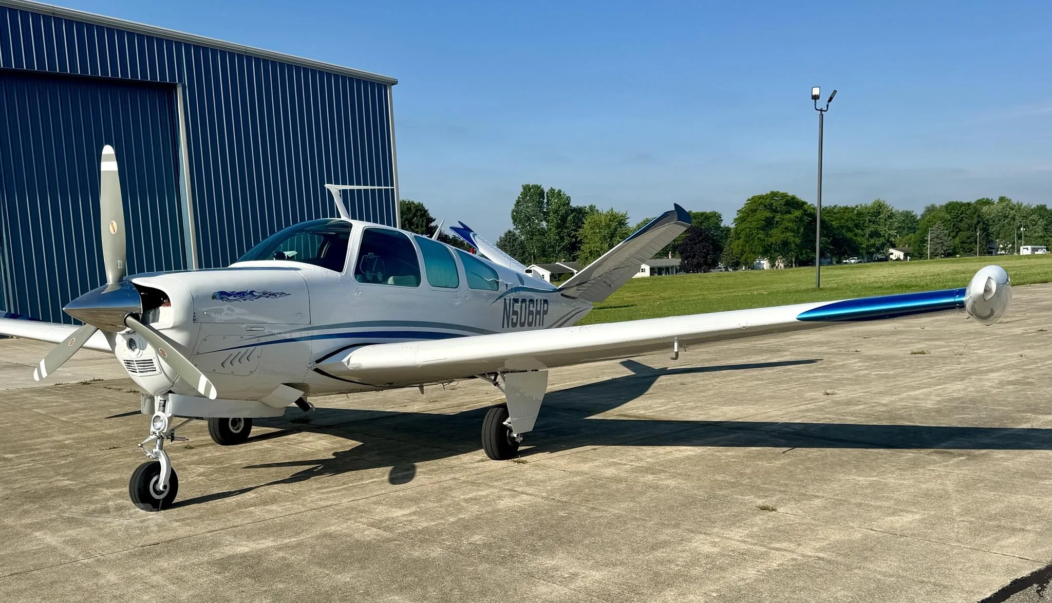Exterior view of a 1970 BEECHCRAFT V35B BONANZA, N506HP.
