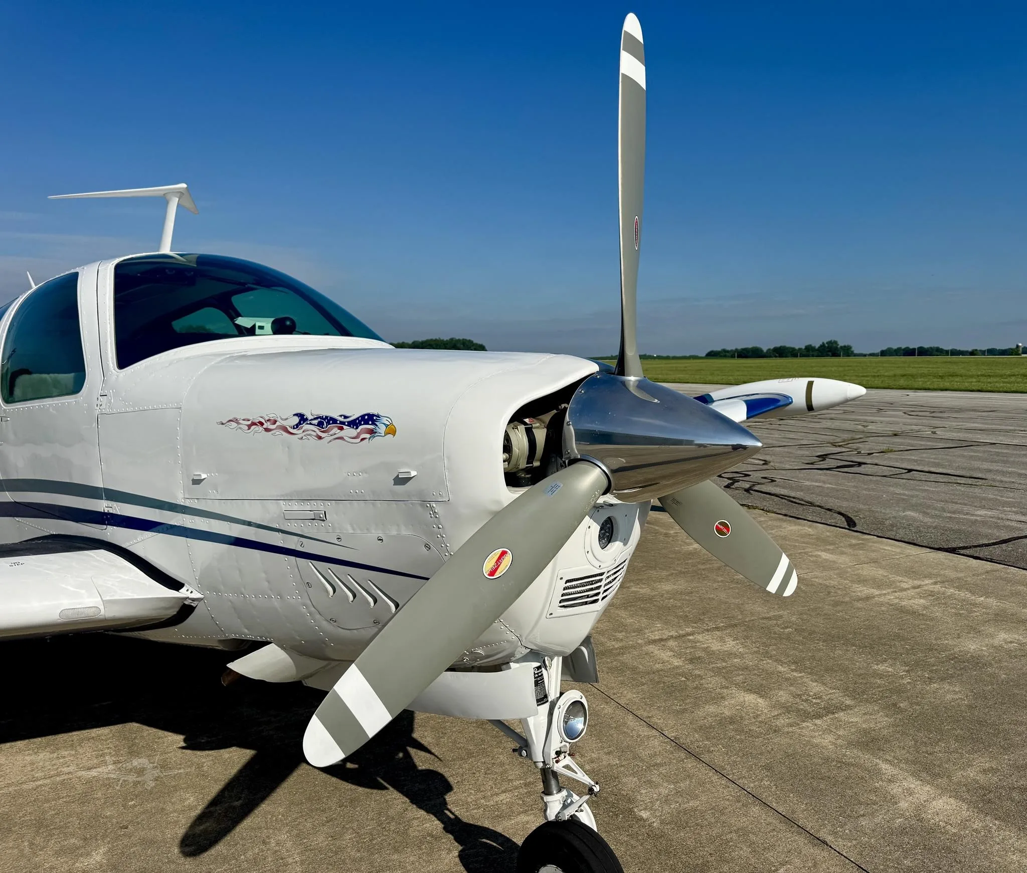 Exterior view of a 1970 BEECHCRAFT V35B BONANZA, N506HP.