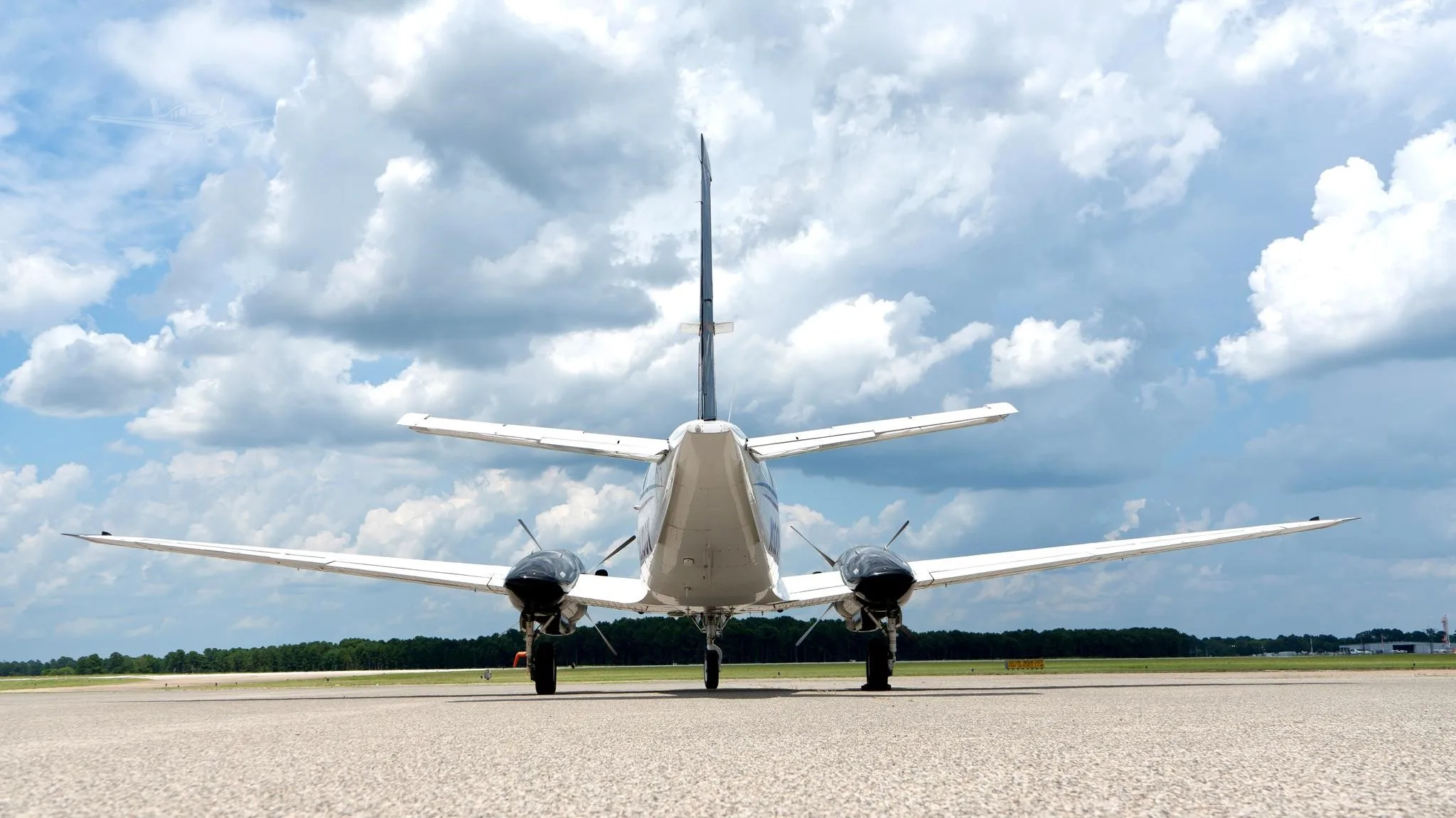 Exterior view of a 1978 BEECHCRAFT KING AIR C90, N100V.