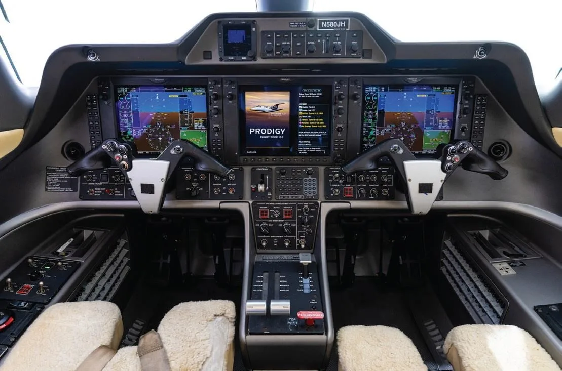 Avionics suite of a 2009 EMBRAER PHENOM 100.
