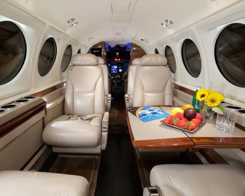 Cabin interior of a 2008 BEECHCRAFT KING AIR B200GT.