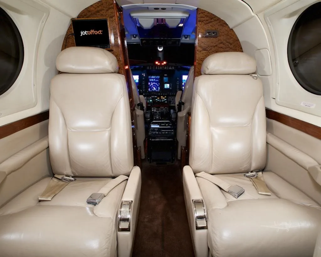 Cabin interior of a 2008 BEECHCRAFT KING AIR B200GT.