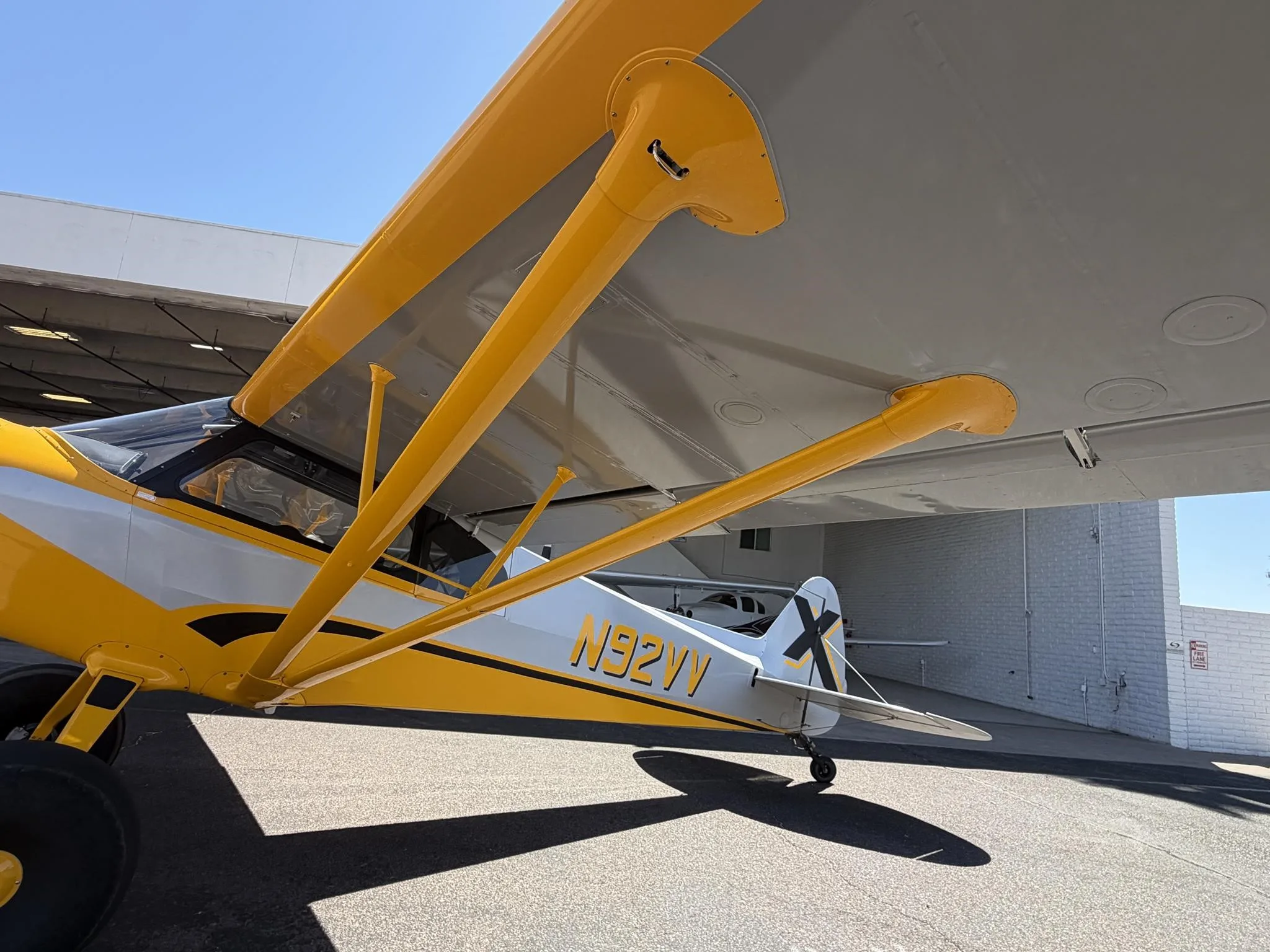 Exterior view of a 2021 CUBCRAFTERS XCUB, N92VV.