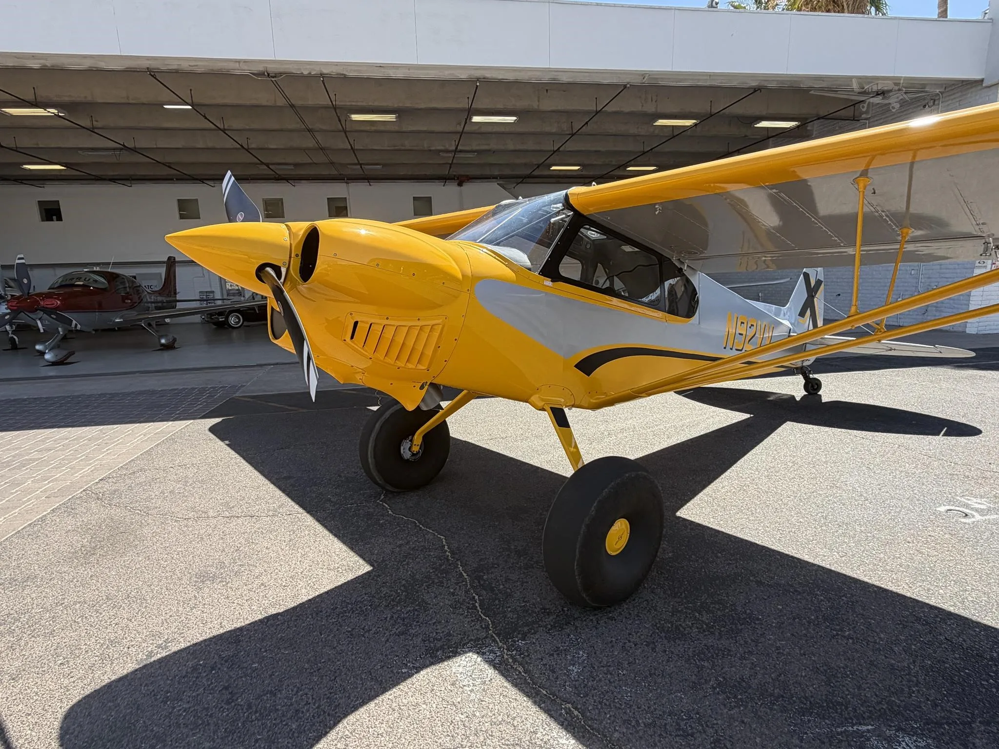 Exterior view of a 2021 CUBCRAFTERS XCUB, N92VV.