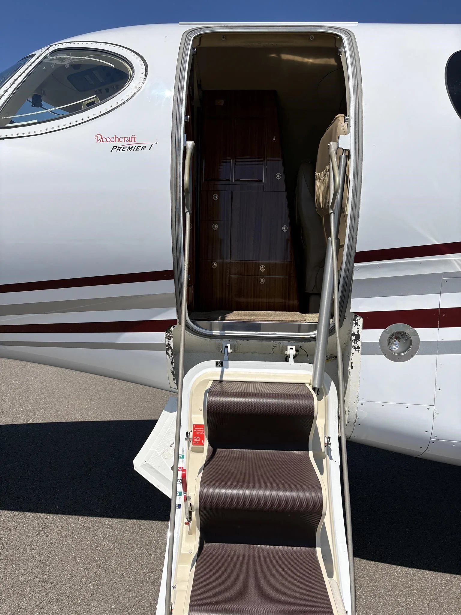 2005 BEECHCRAFT PREMIER IA