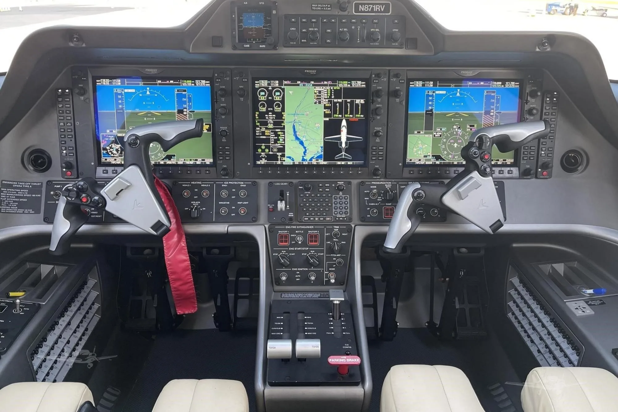 2012 Embraer Phenom 100