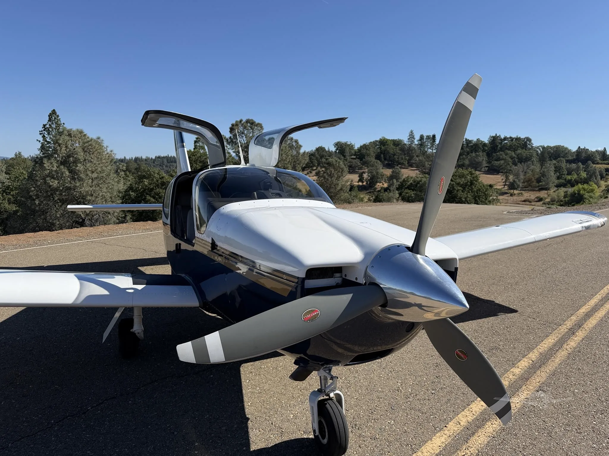 Exterior view of a 1986 SOCATA TB-20 TRINIDAD, N20GU.