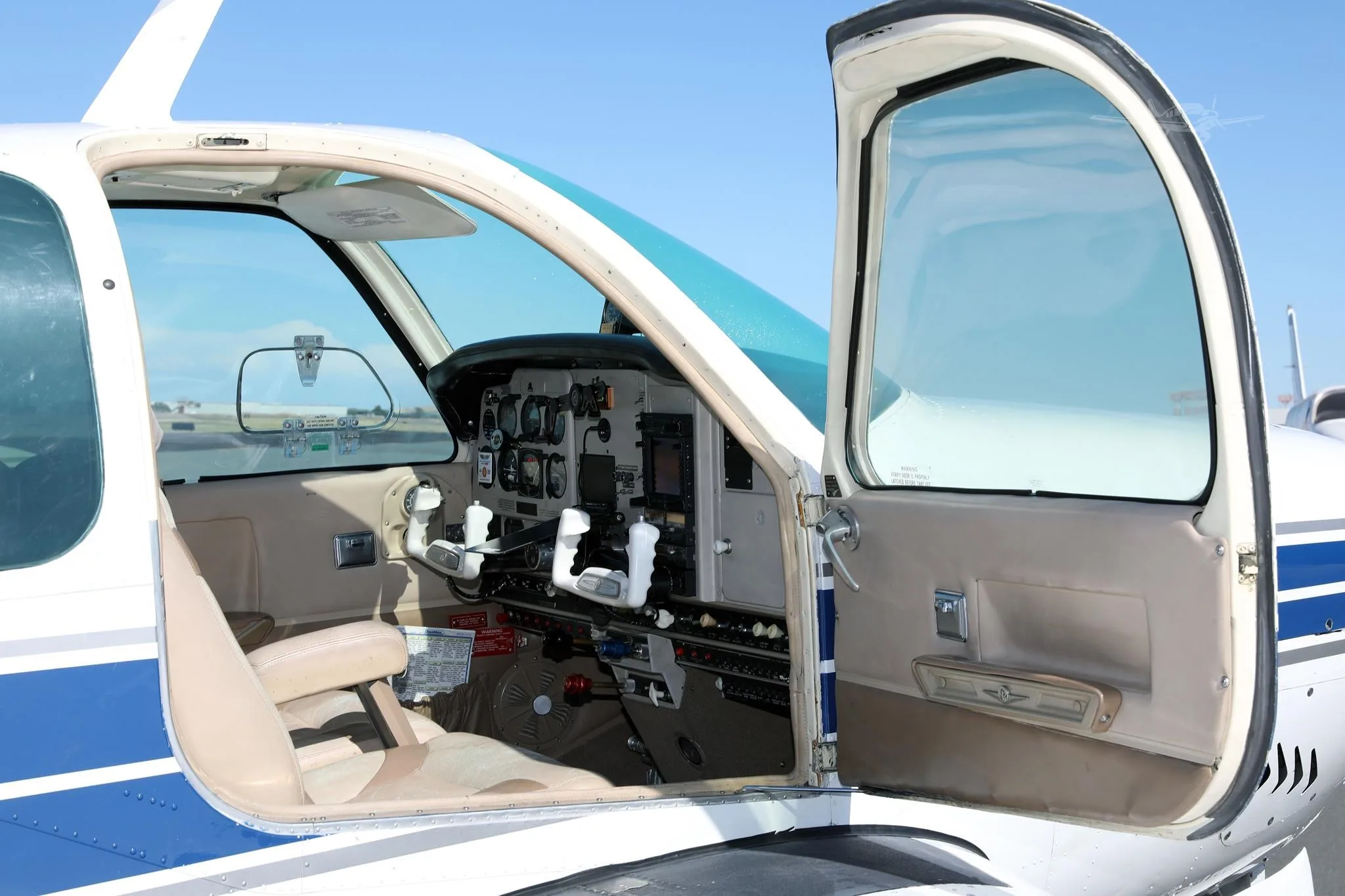 Cockpit and instrument panel of a 1966 BEECHCRAFT C33A DEBONAIR.