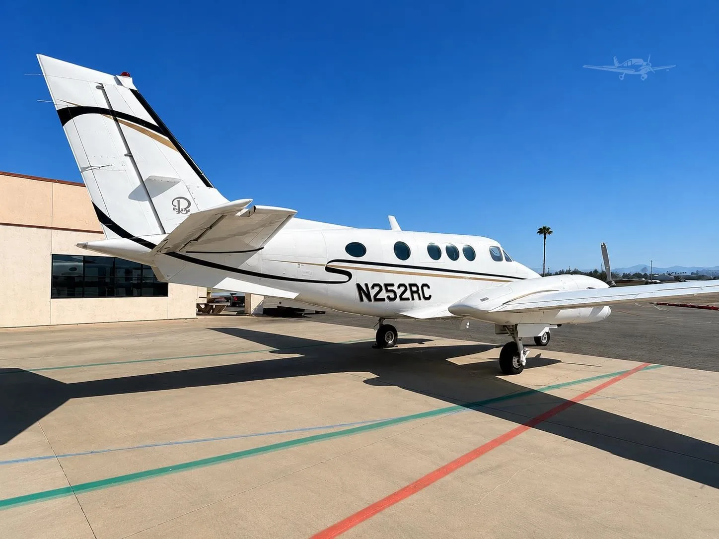Exterior view of a 1987 BEECHCRAFT KING AIR C90A, N252RC.