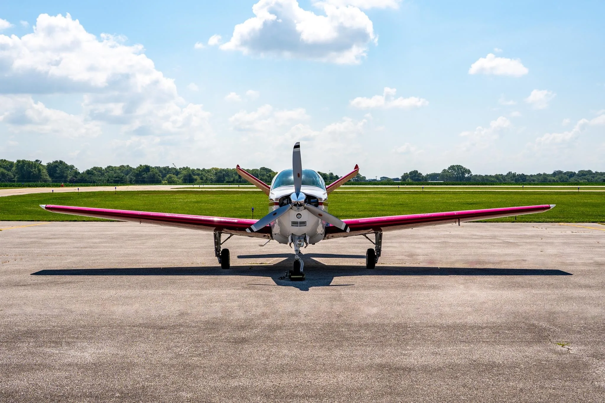 Exterior view of a 1964 BEECHCRAFT S35 BONANZA, N999GT.