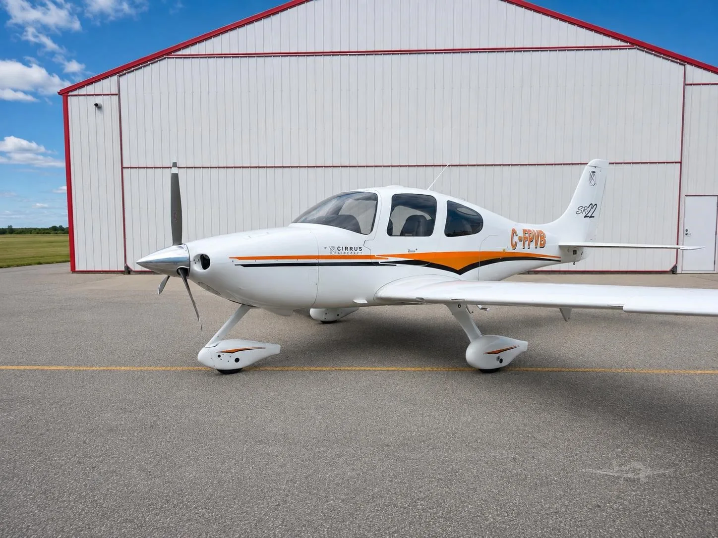 Exterior view of a 2002 CIRRUS SR22, C=-FPVB.