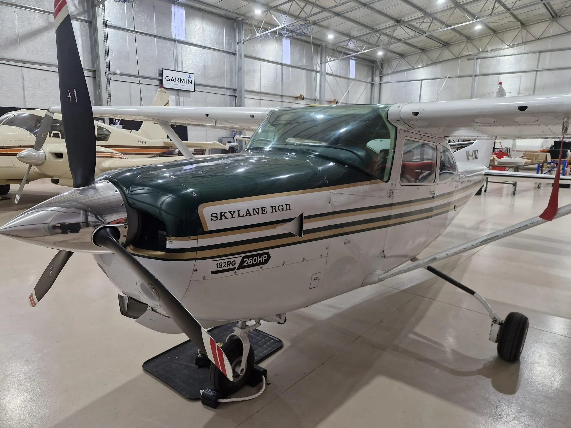 Exterior view of a 1978 CESSNA R182RG SKYLANE, VH-KNZ.
