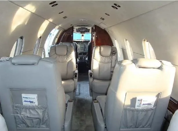 Cabin interior of a 2007 HAWKER 400XP.