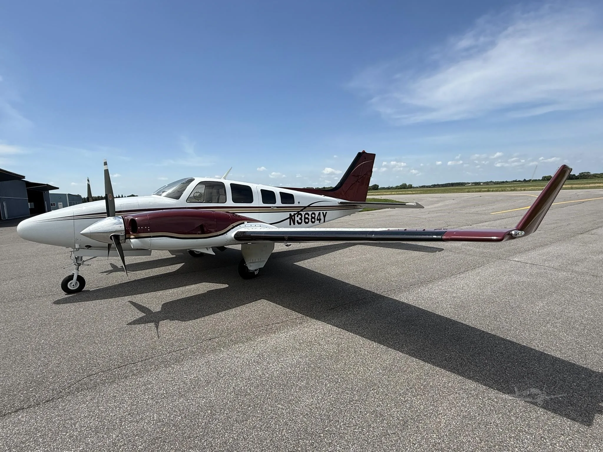 Exterior view of a 1980 BEECHCRAFT 58P BARON, N3684Y.